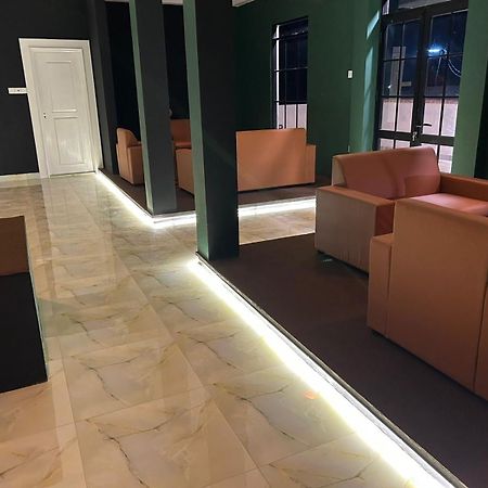 Royal Bliss Hotel Нувара Елия Екстериор снимка