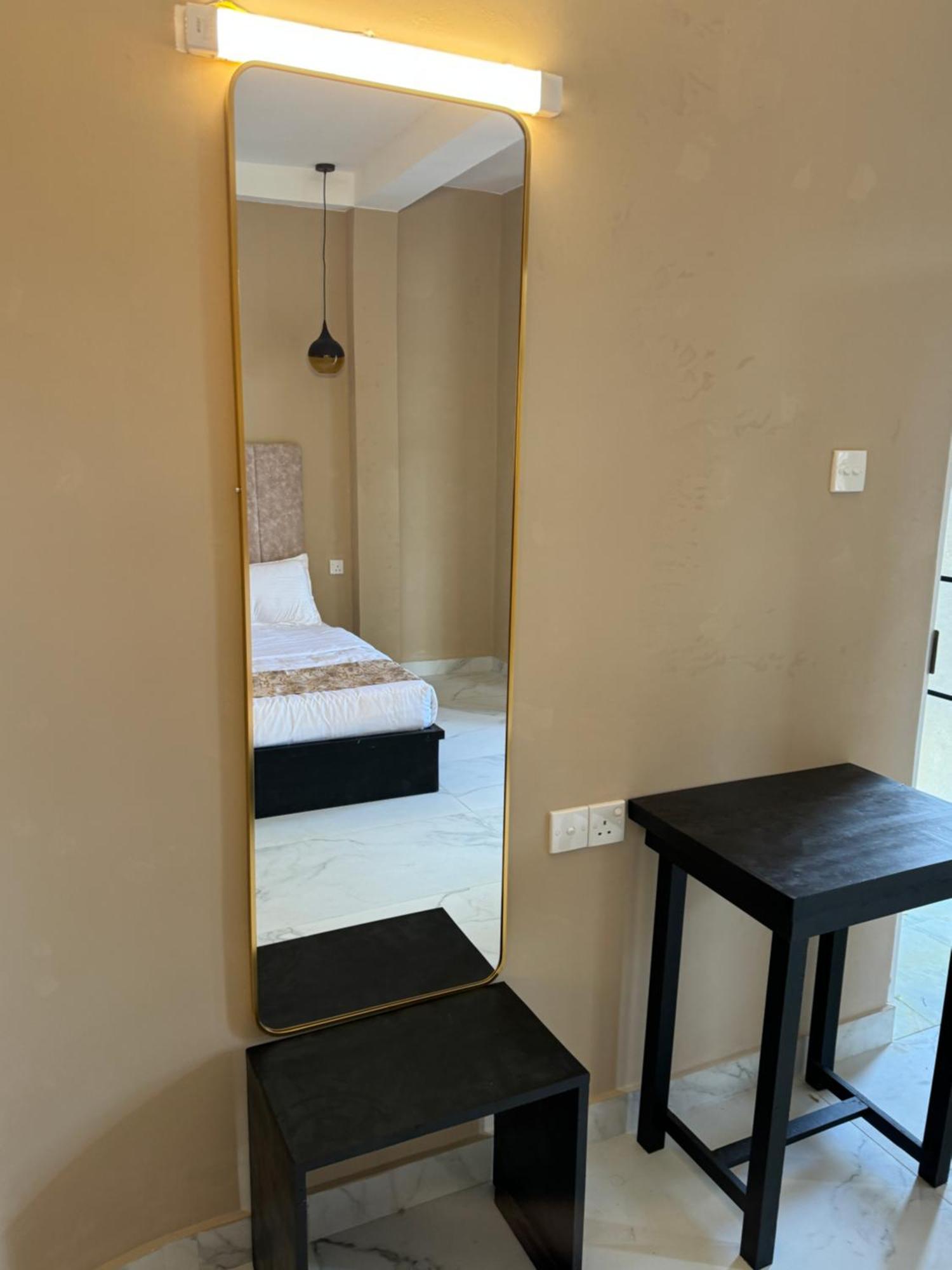 Royal Bliss Hotel Нувара Елия Екстериор снимка